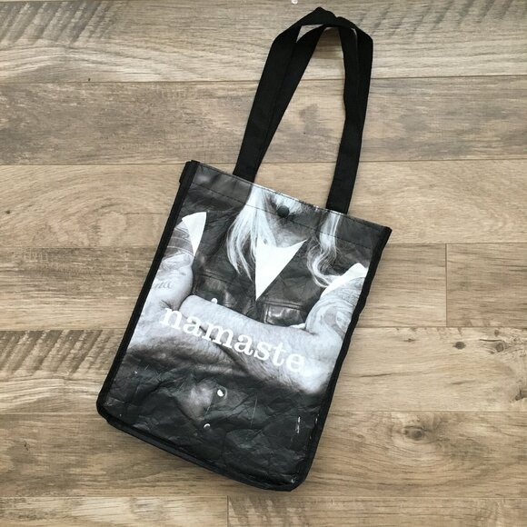 Lululemon 'Namaste Ride On' Reusable Bag - Picture 2 of 9